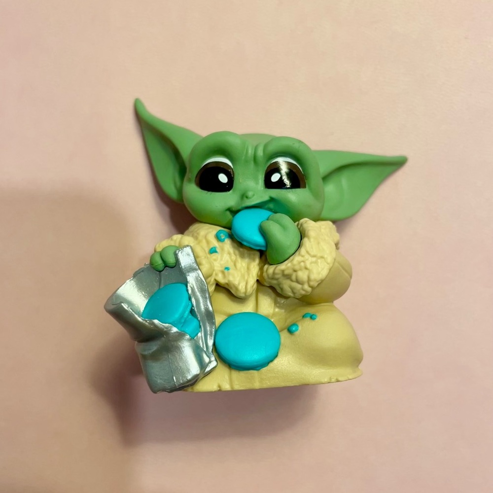 Baby Yoda Figurine